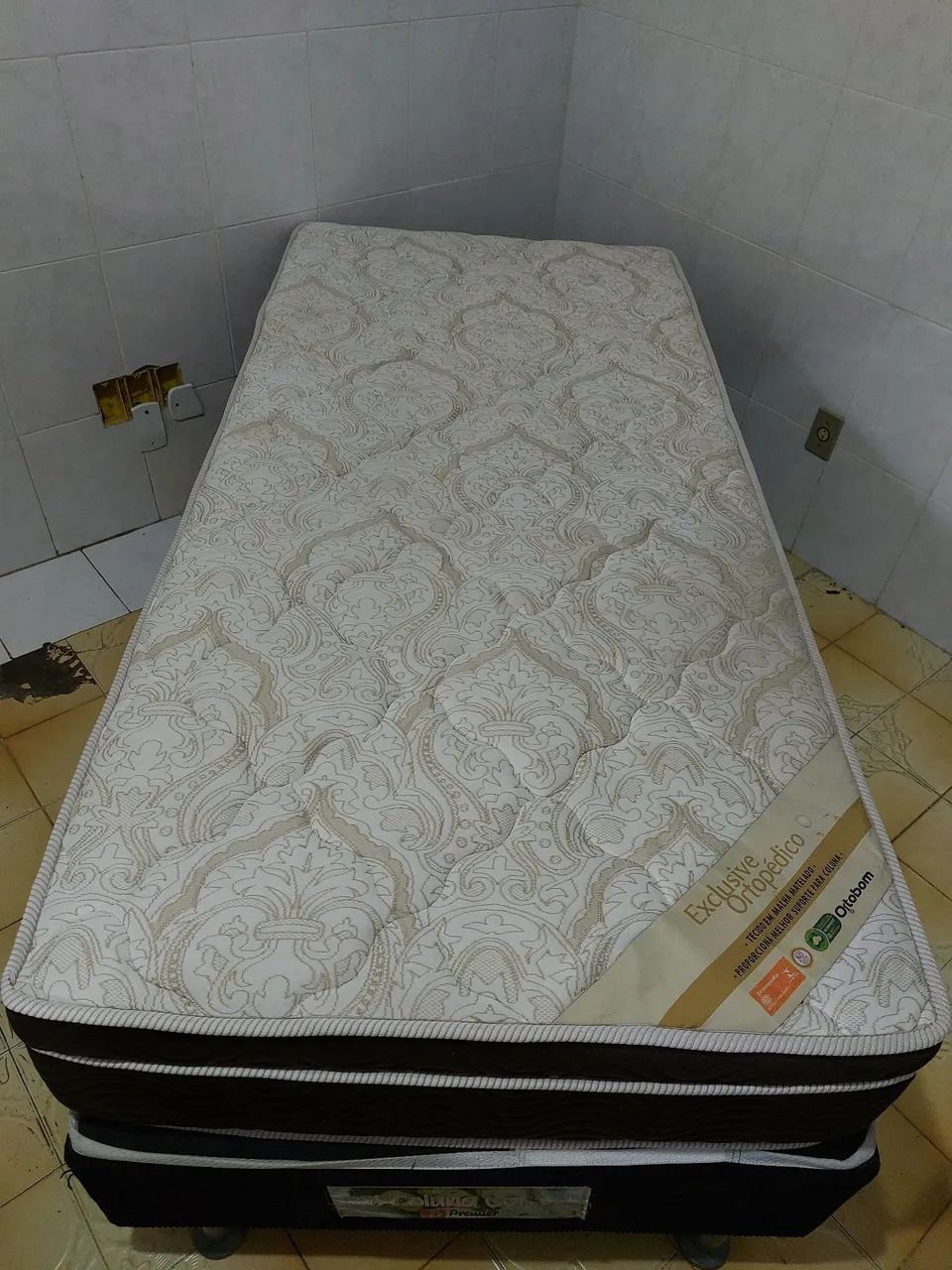 Cama box solteiro. Em ótimo estado de conservação. Espuma Ortopédica - Foto 4