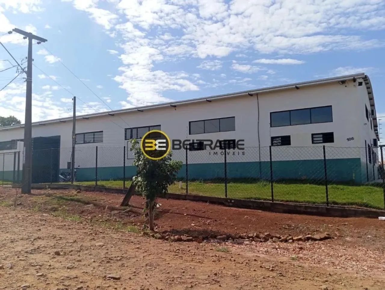 VENDA | Galpão/Barracão, com 2 quartos em Parque Industrial I, Campo Mourão