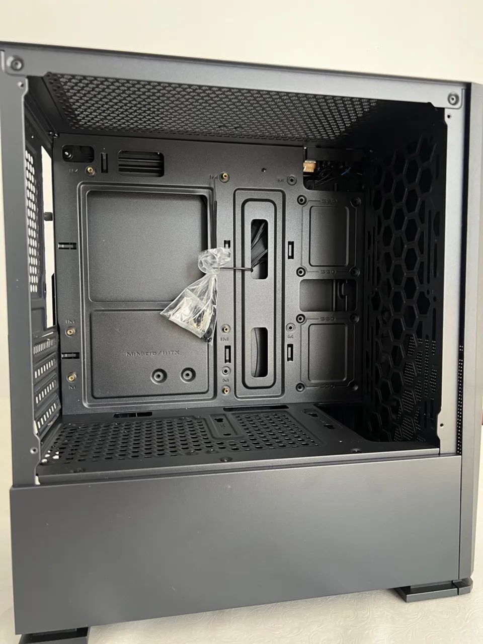 Gabinete Gamer Evolut Blast Eg813 - Foto 3