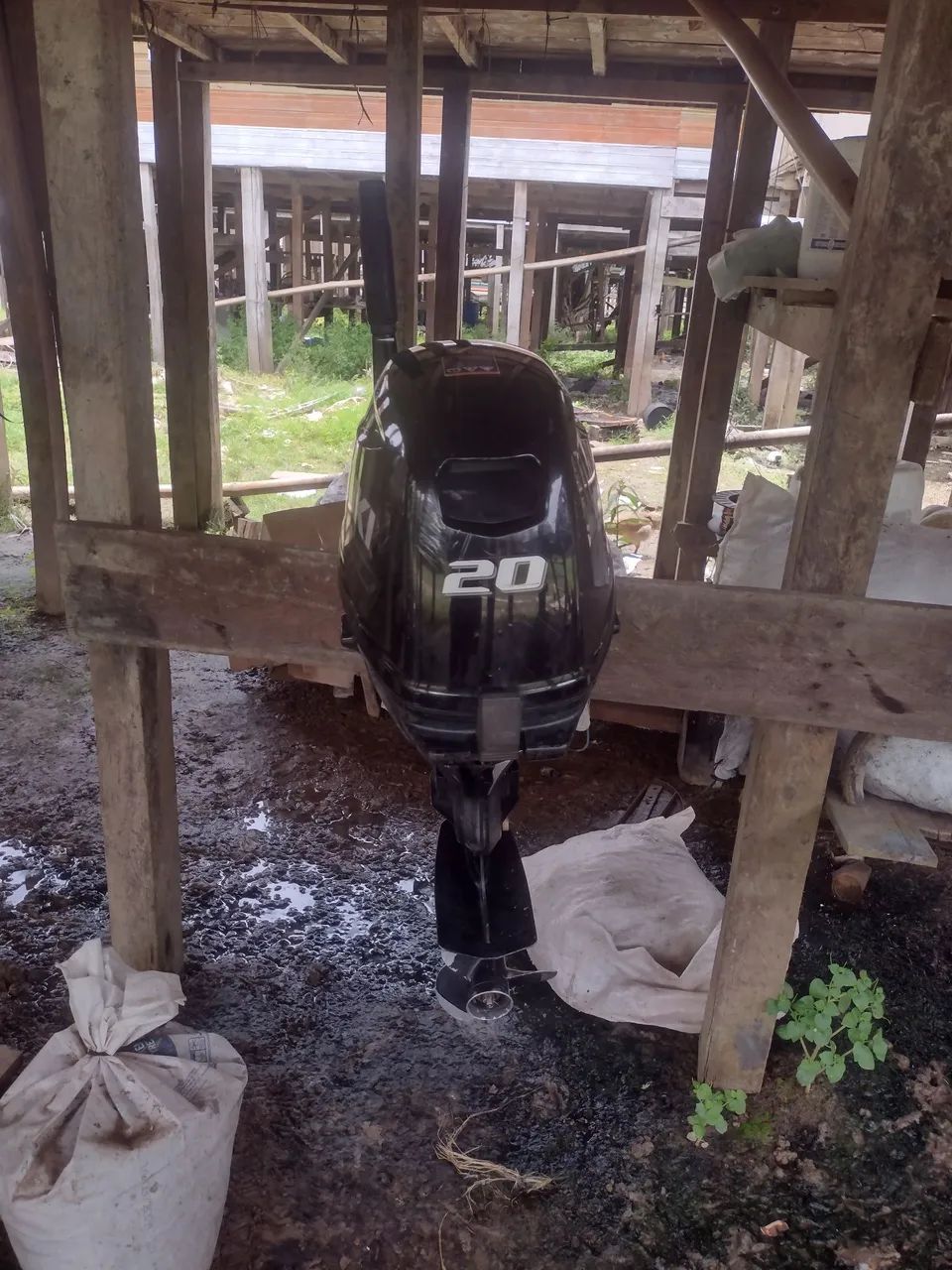 Vendo motor de popa 20 Hp semi novo - Foto 3