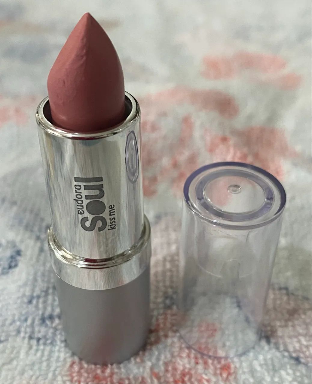 1 batom Eudora e 1 batom Avon  - Foto 5