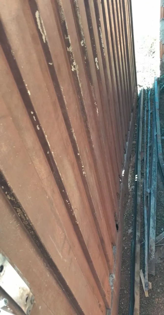 Portão de Aço Resistente e Durável64277248267139122