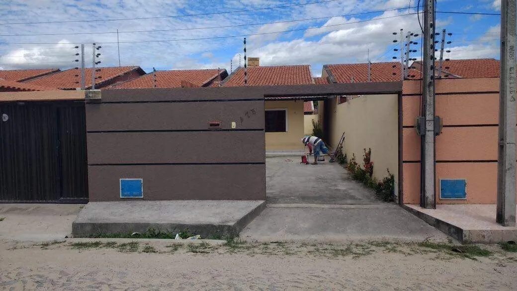 Vende-se casa em Itaitinga (melhor localização do Barrocão)