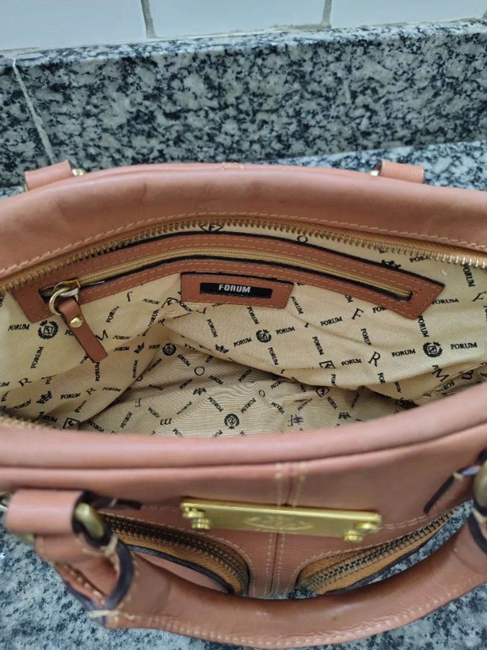 Bolsa de Mão Couro Legitimo da Forum Original  - Foto 5