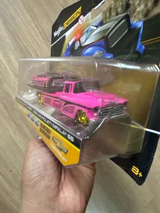 Caminhão de reboque Chevrolet 1957 e Impala 1959 - Maisto - Foto 3