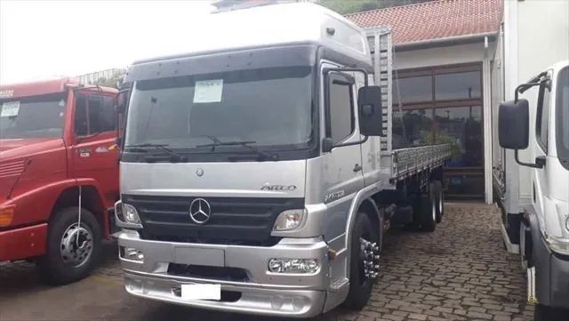 mb atego 2425 carroceria