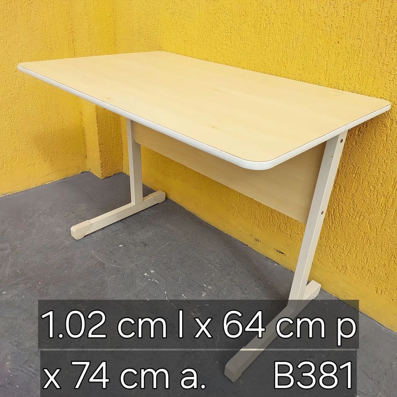 Mesa escritorio marfim - Foto 4