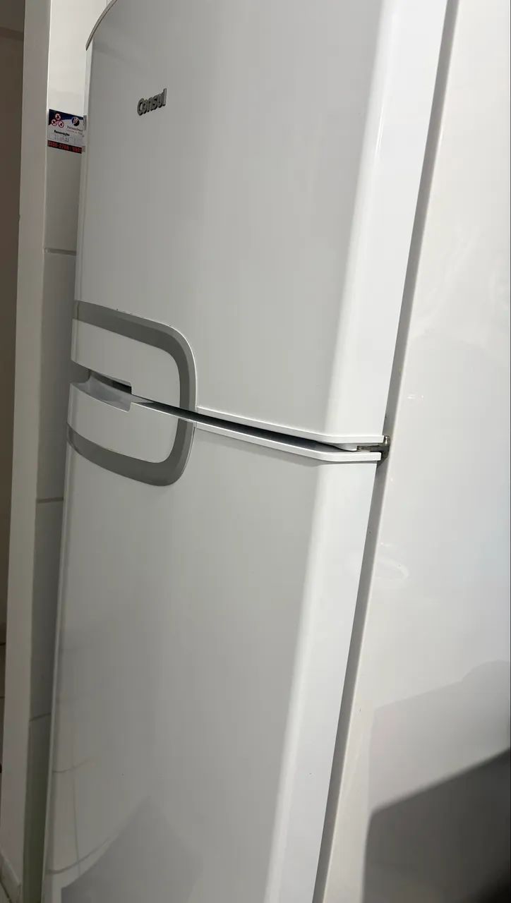 Geladeira consul frost free 340 litros bem novinha . - Foto 2