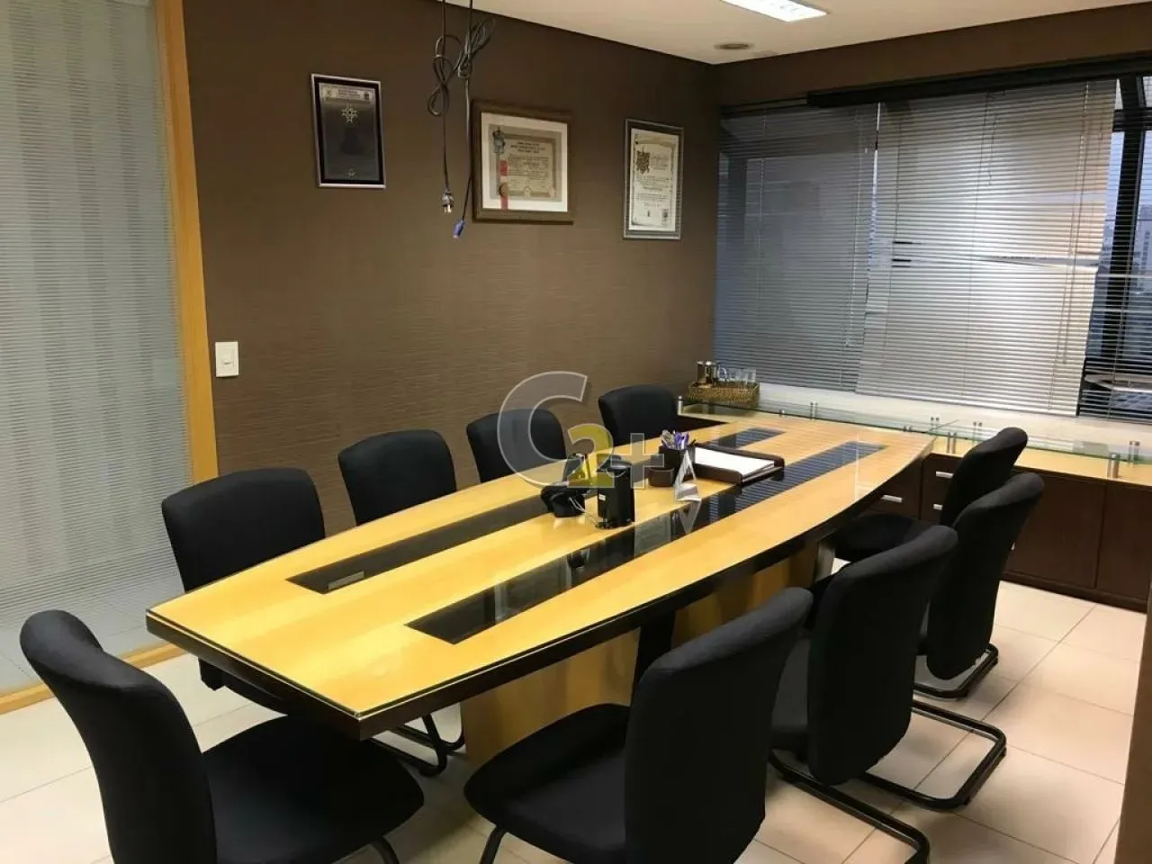Salas comerciais em Barra funda , 5 salas 4 vagas sala de reunião