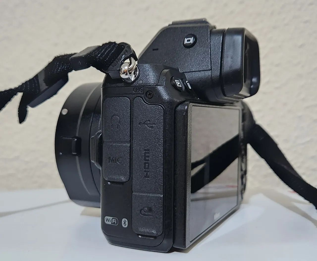 Nikon Z5 Mirrorless full-frame Novinha com 5.159 clicks + Adaptador + Mochila fotográfica - Foto 4