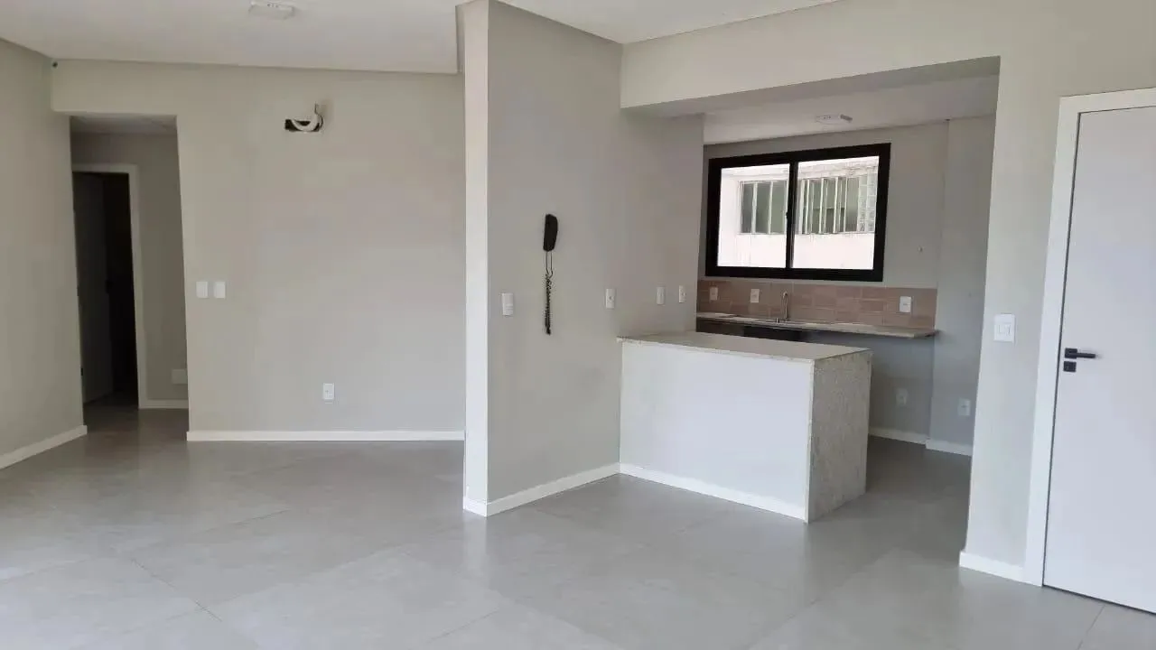 3 Quartos, todo reformado, sol da manhã, 140m² vista para convento e Vitoria! 1 suite 1 va