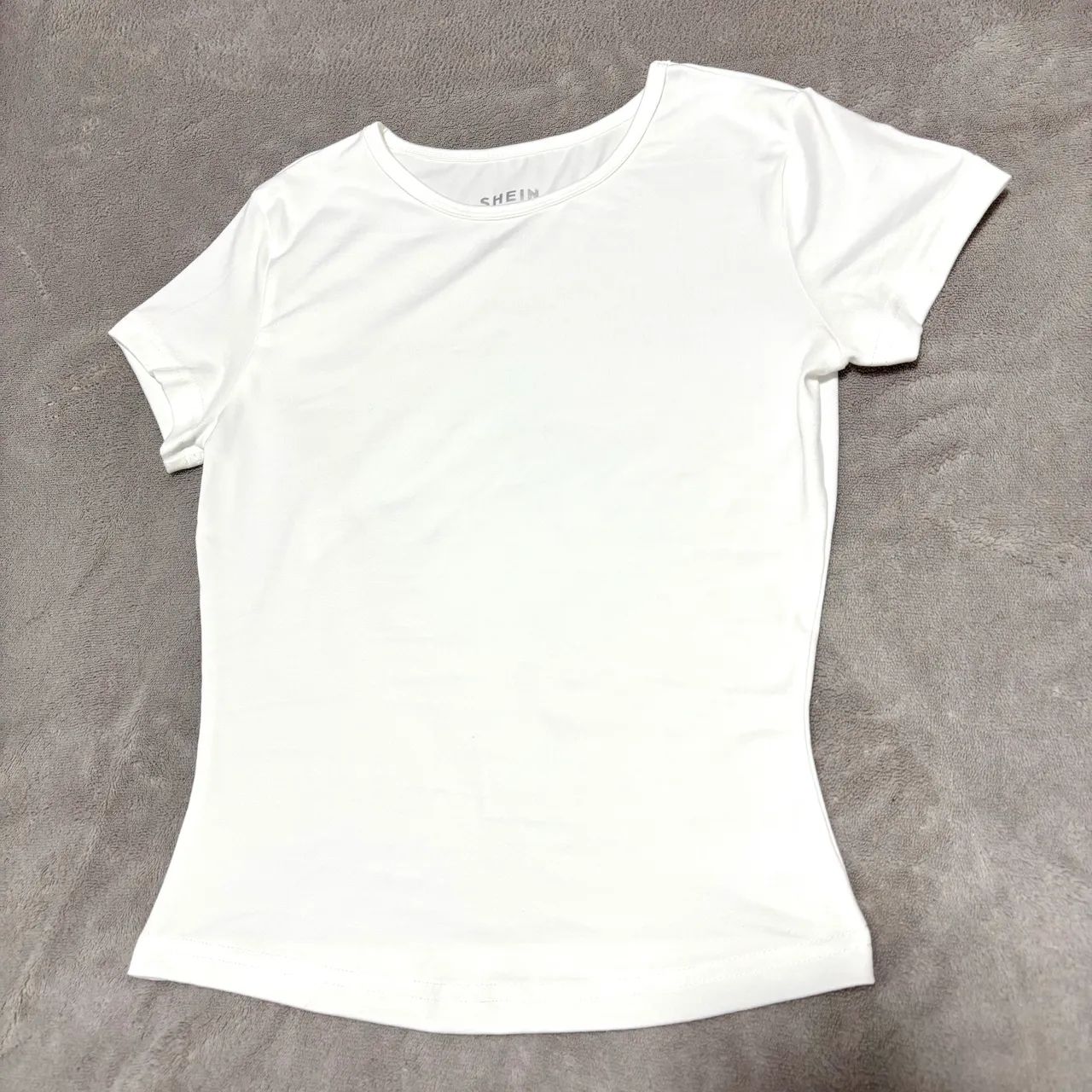 Camiseta Branca (Nova) - Foto 4