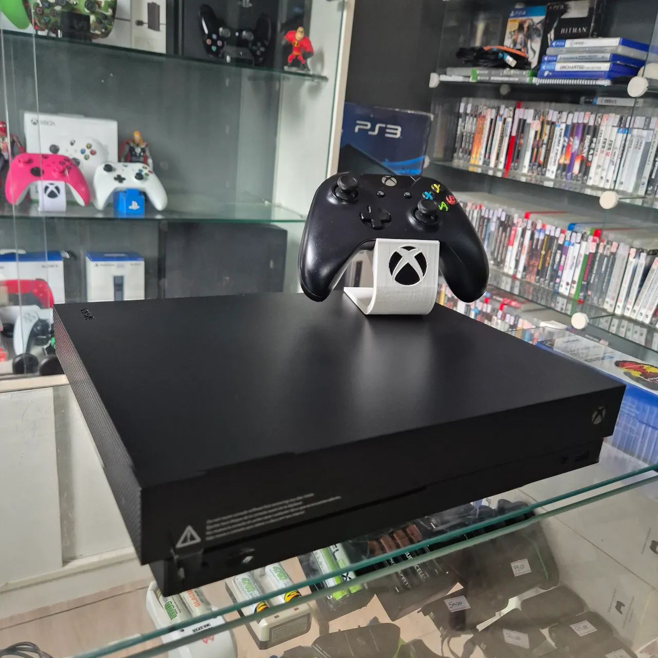 Xbox One X 4K, 1tb, Garantia, Aceito usado de entrada, Aceitamos Cartão ate 18x - Foto 2