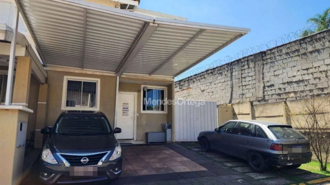 Casa com 3 dormitórios para alugar, 169 m² por R$ 5.590,00/mês - Condomínio Village Sarriá