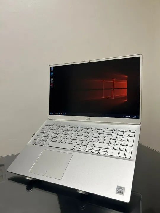 DELL - i5-10° Geração - 8GB Ram - SSD 256GB Nvme - Rede 5G - Tela 15.6 - Completo