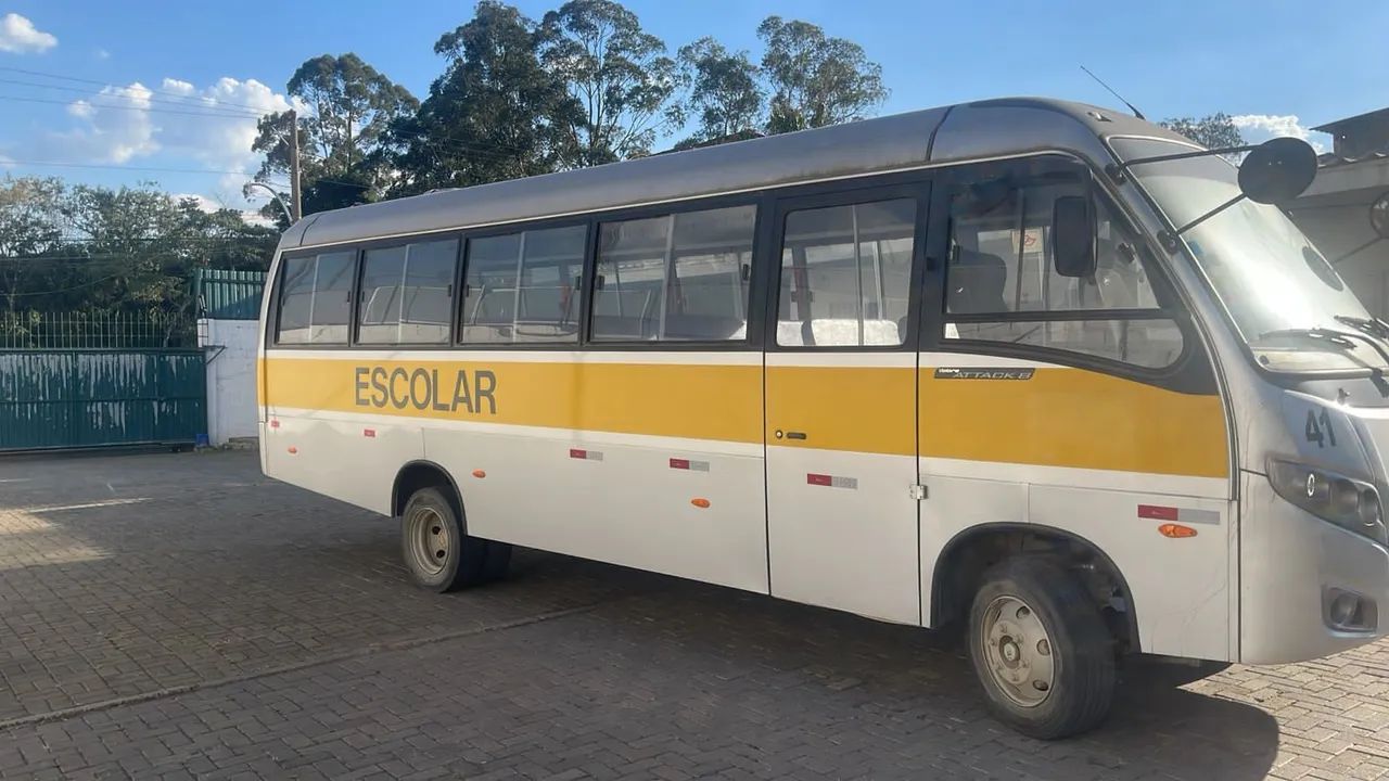 Volare v8L escolar 46  lugares 22.000 km  - Foto 2