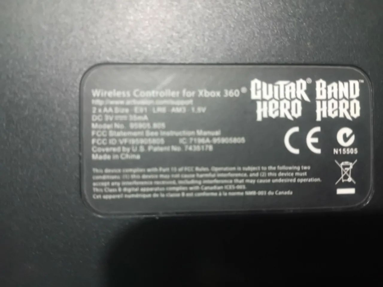 [Defeito-Leia a descrição]Guitarra Xbox 360 Guitar Hero Band Hero usada - Foto 5