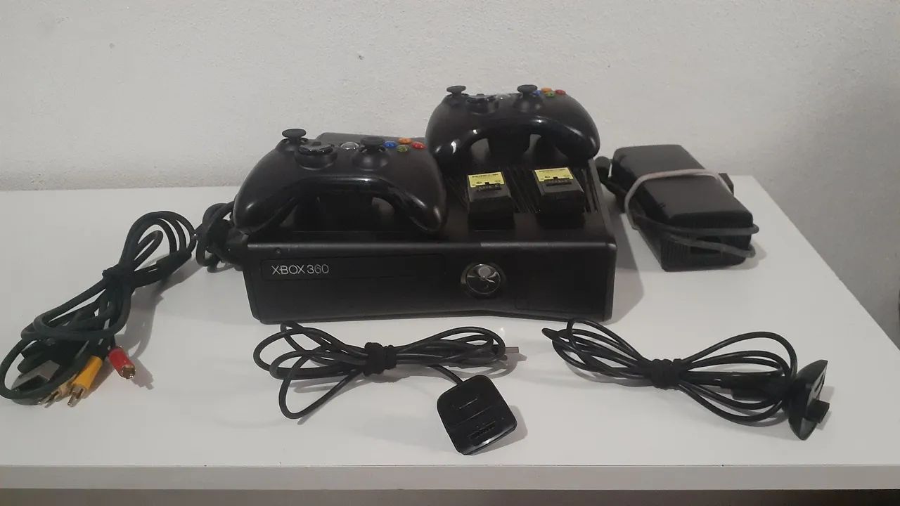 X Box 360 - Funcionando Ferfeitamente  - Foto 4