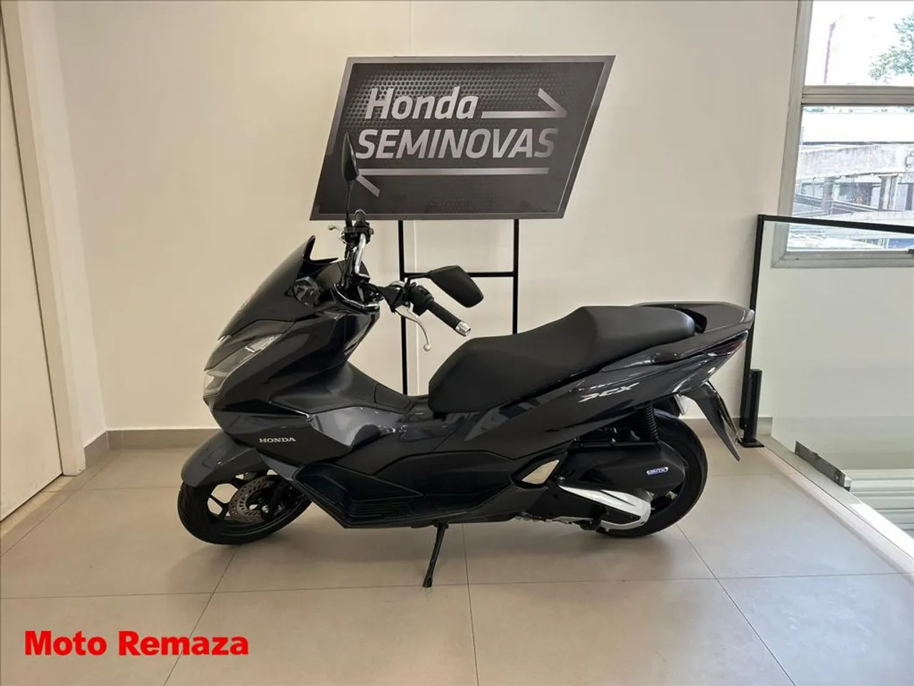 Motos HONDA PCX 2024 no Brasil