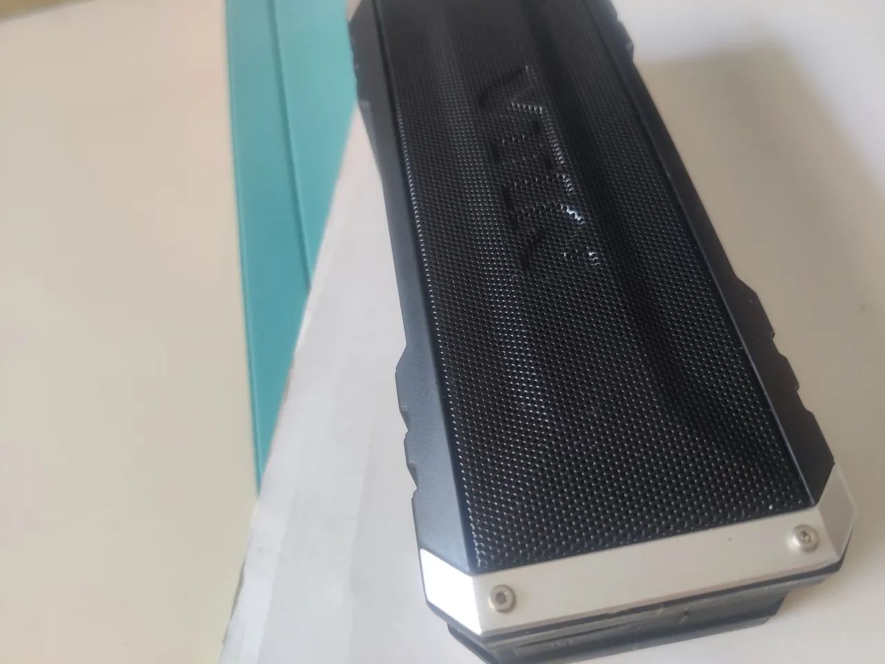 Caixa de Som Bluetooth PUNKER