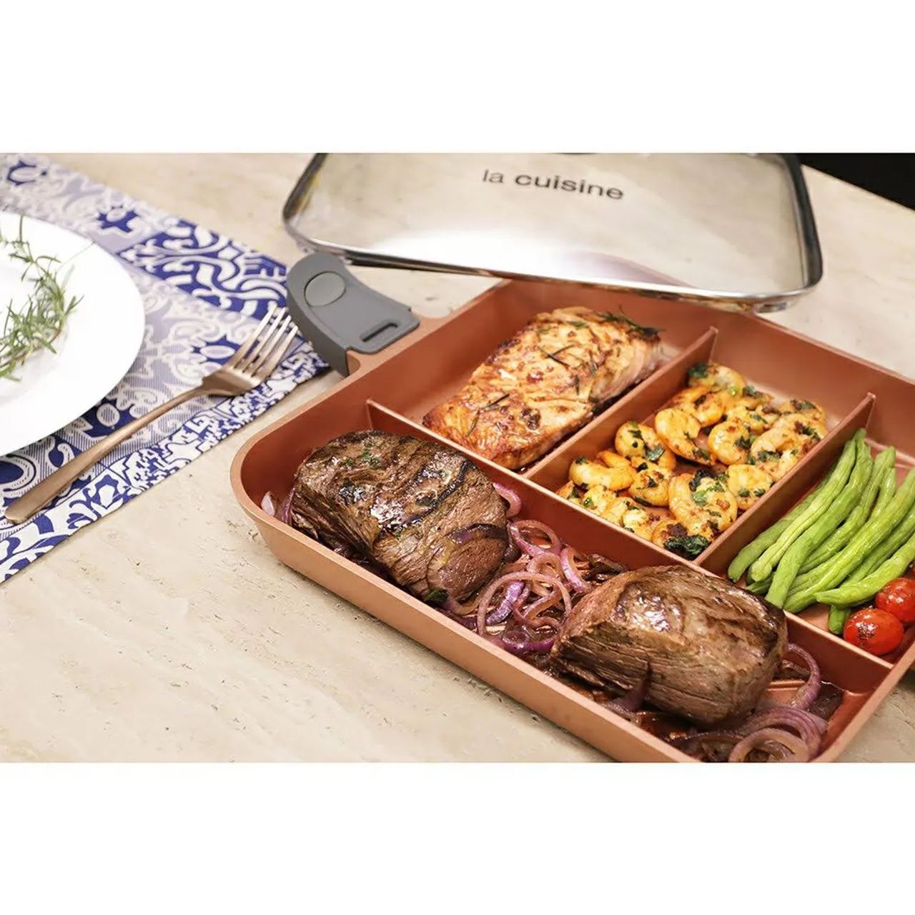 PANELA 4 EM 1  FORNO, FOGÃO E DIRETO PARA MESA E GRANDE! - Foto 4