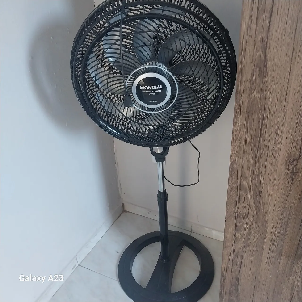 Ventilador de Coluna Mondial Super Turbo VTX