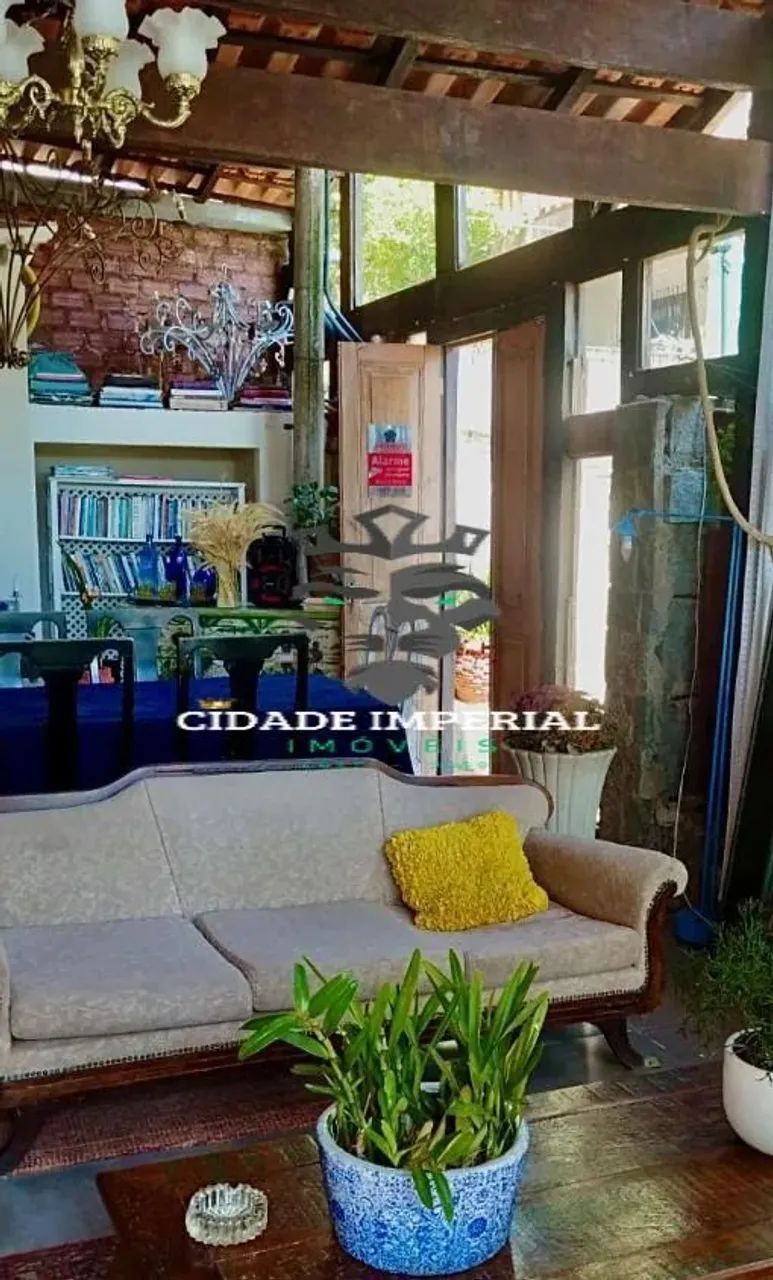 CENTRO VENDO ÓTIMA CASA COM 9 SUÍTES AMPLO JARDIM POR R$ 800.000,00 - Foto 5