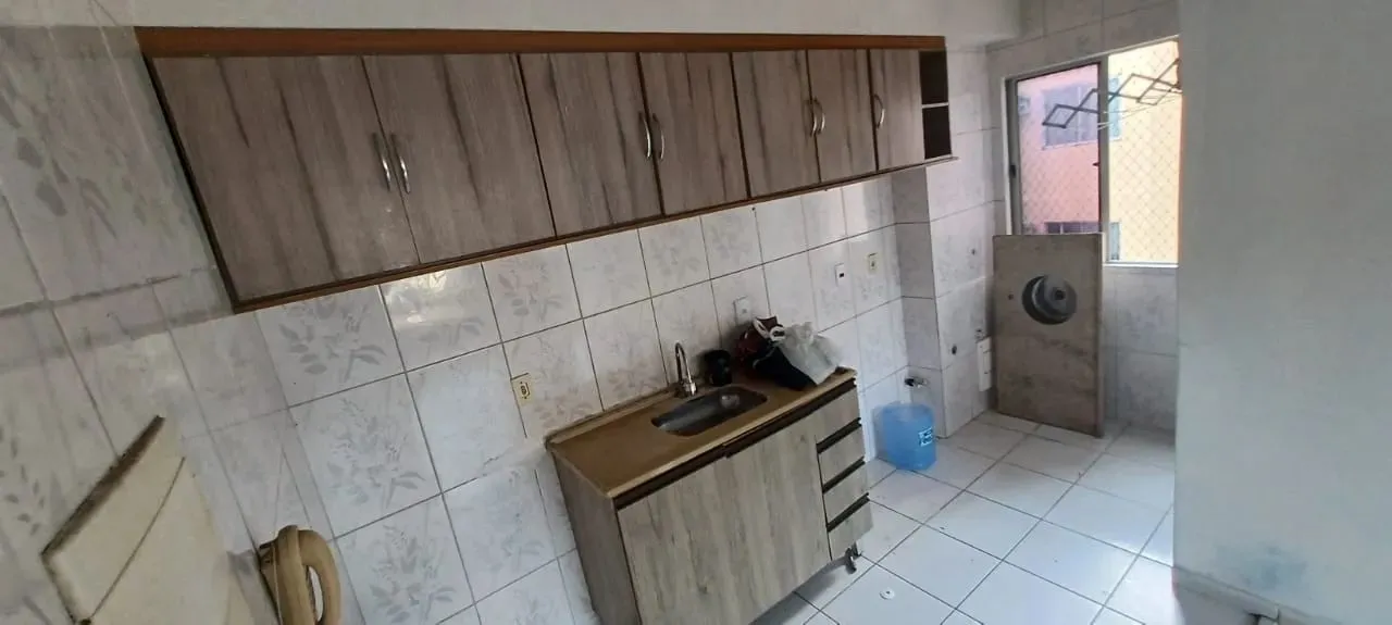 alugo apartamento semi mobiliado no Condomínio Jasmim - Villa Jardim Torquato