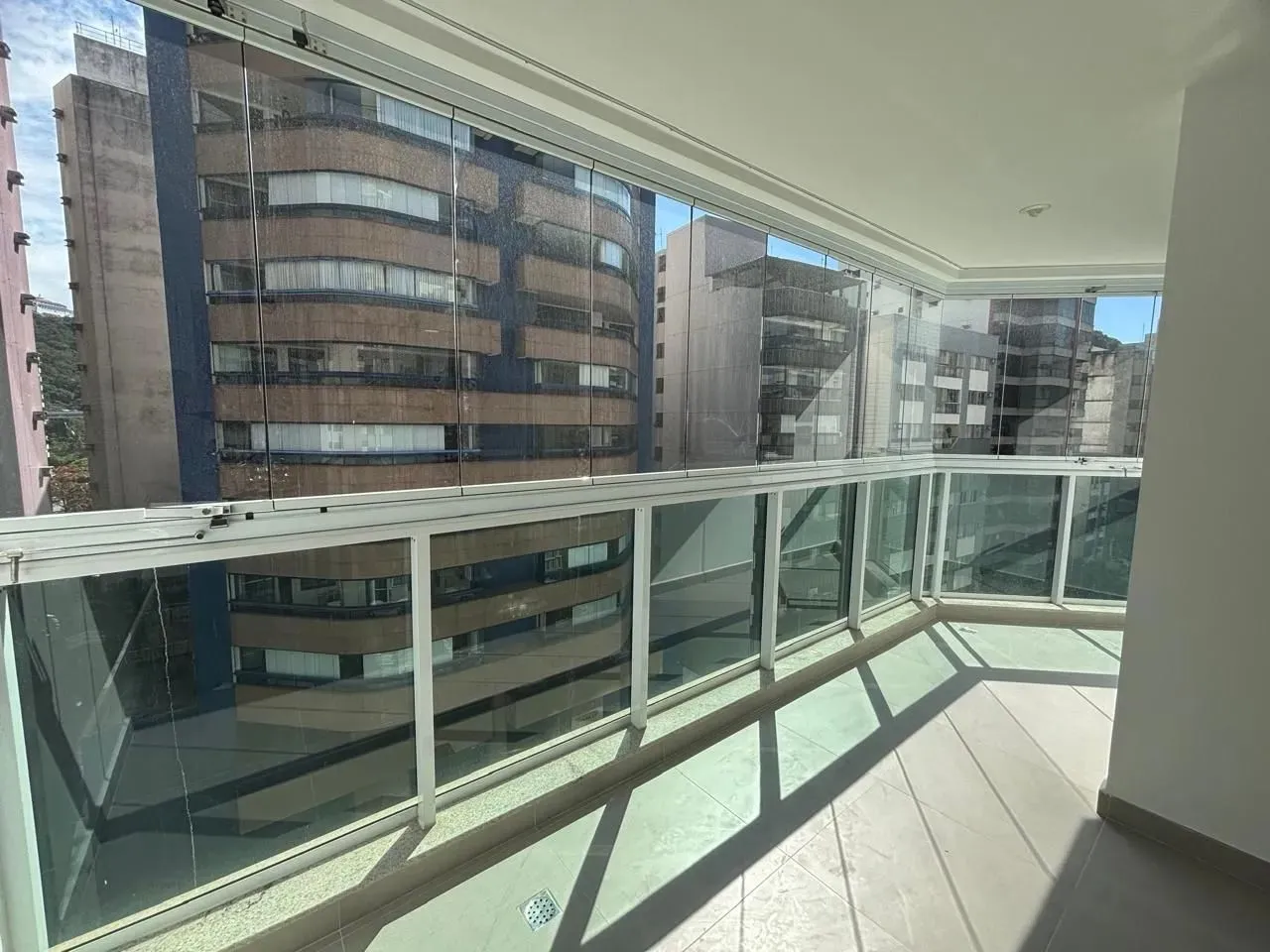Imóvel para aluguel com 80 metros quadrados com 2 quartos em Praia da Costa - Vila Velha -
