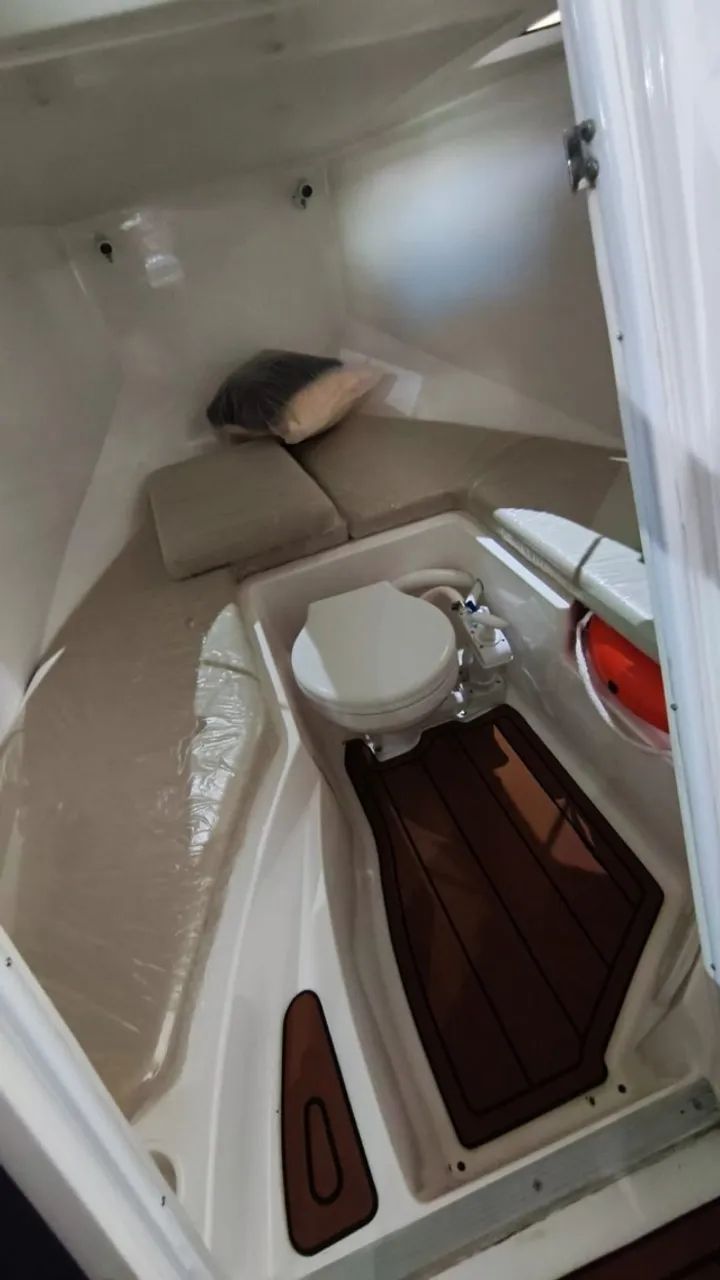 LANCHA VENTURA V215 CABIN COMFORT - Foto 5