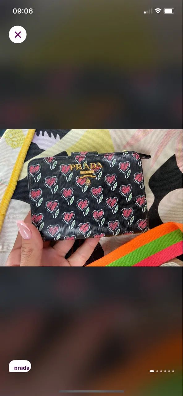 Carteira feminina  com avaria 