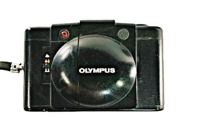 Câmera Compacta Olympus XA2 Point & Shoot 35mm Preta - Foto 6