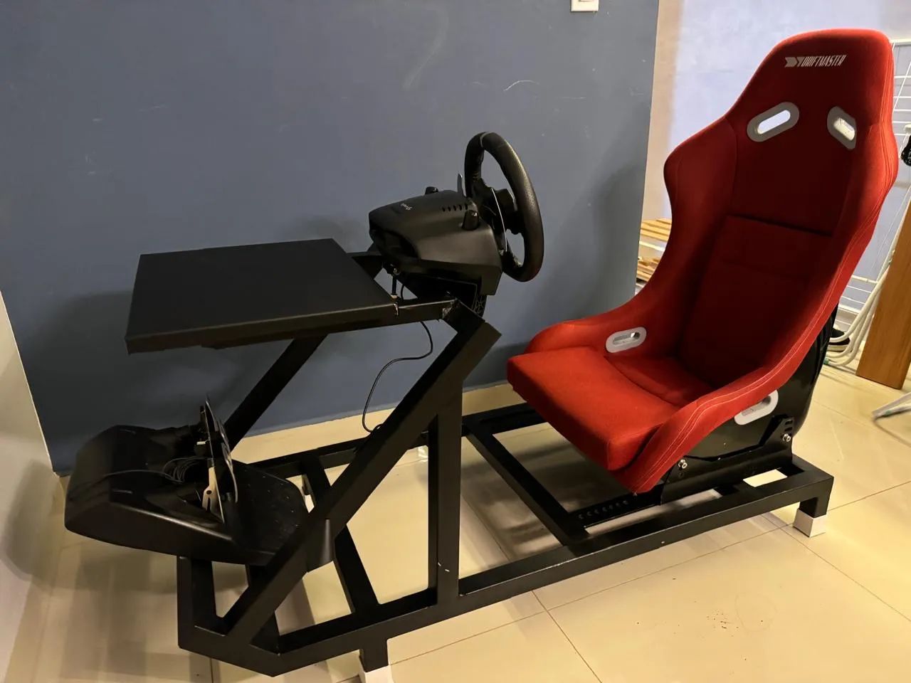 Cockpit Completo para Simulador - Volante G920 + Pedal Logitech (Xbox e PC)