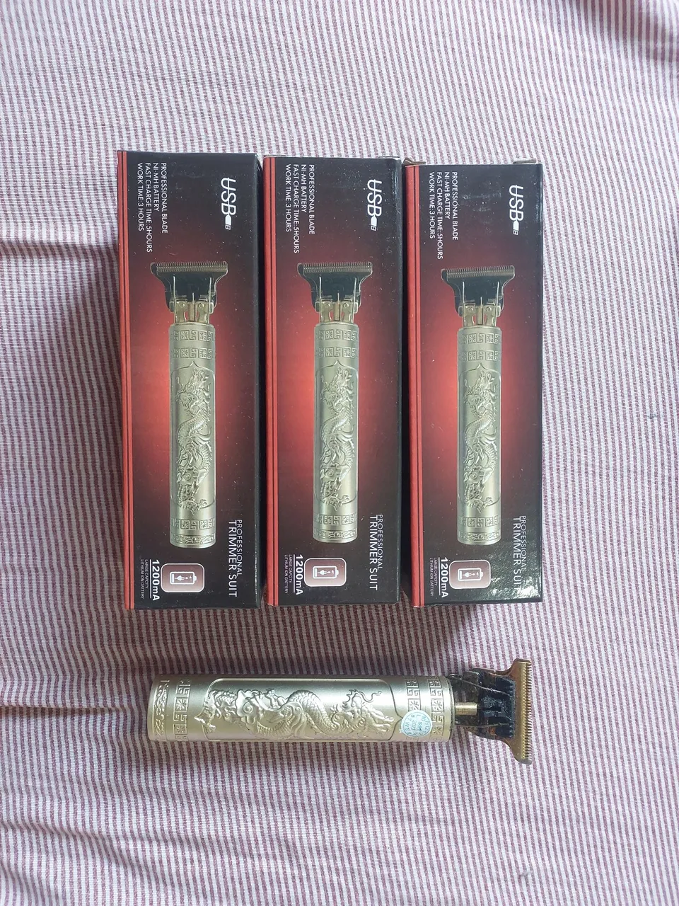 Máquina de Cortar barba e Cabelo Profissional - USB