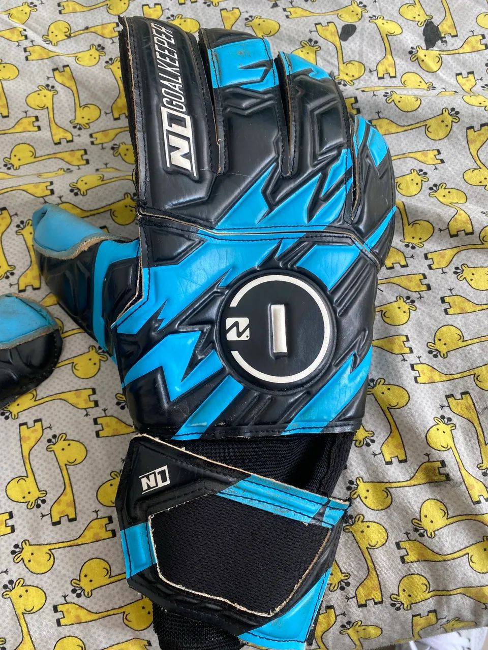 Luva de Goleiro N1 Starter