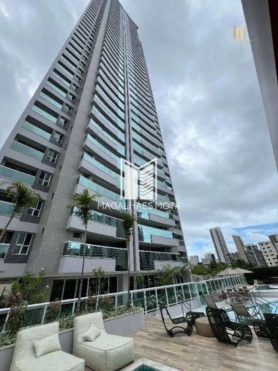 Apartamento Artiz com 4 dormitórios à venda, 188 m² por R$ 2.380.000 - Meireles - Fortalez