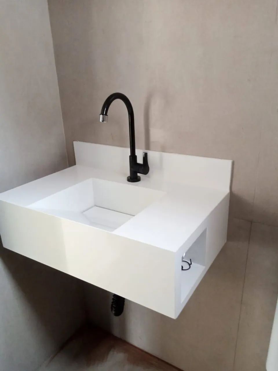 Nicho esculpido em porcelanato  - Foto 5