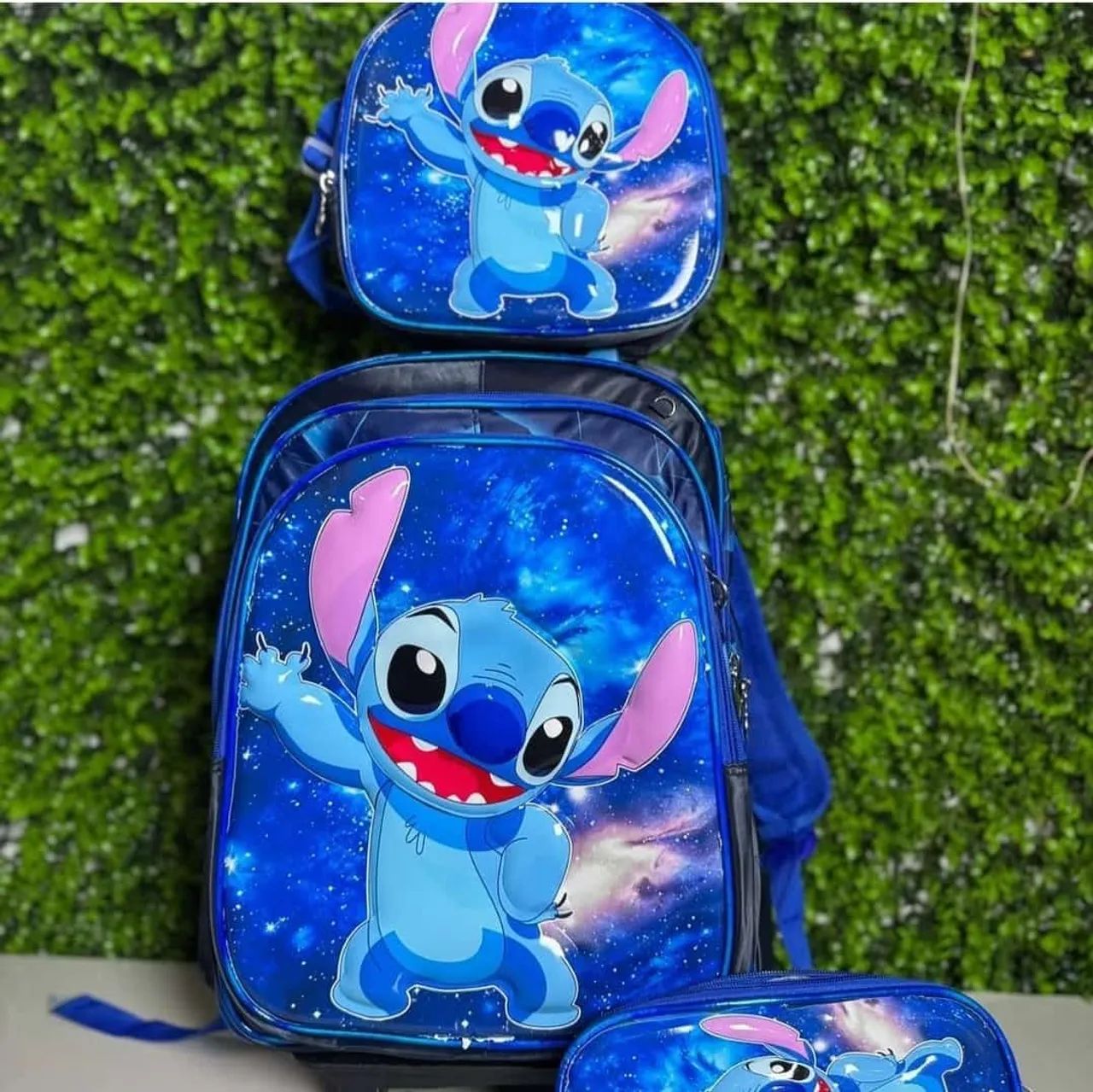 Kit Escolar Infantil com Personagem