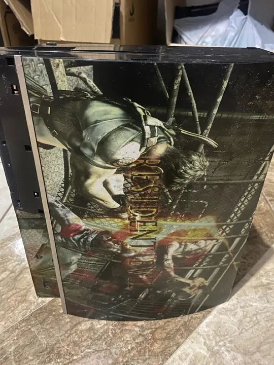 Ps3 FAT Skin do RESIDENTE EVIL 563824542845185120