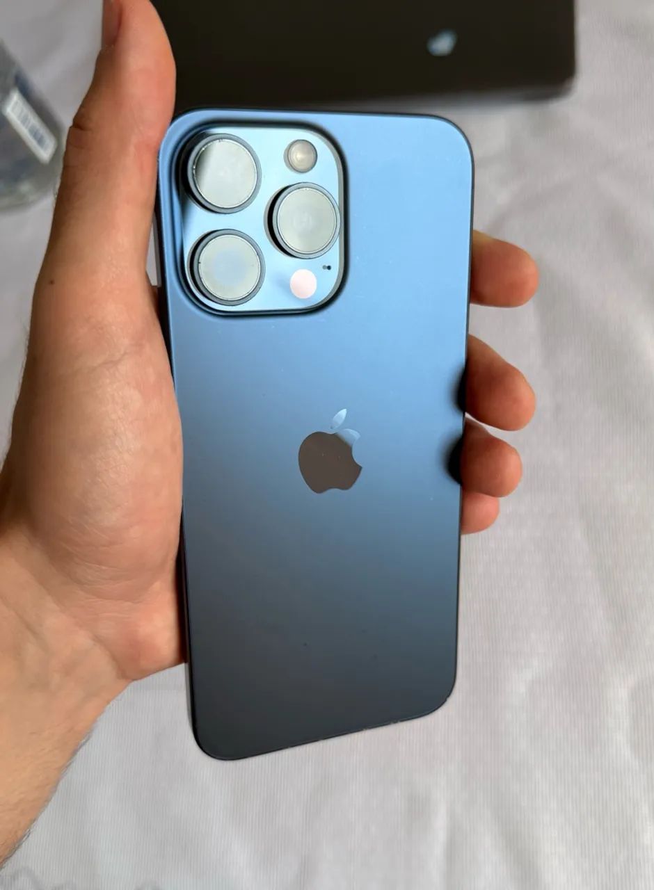 iPhone 15 Pro Max - 85% Bateria