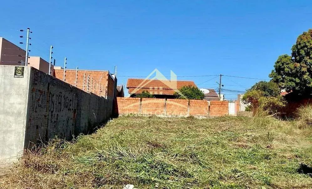 Terreno à venda, Petrópolis, Várzea Grande, MT