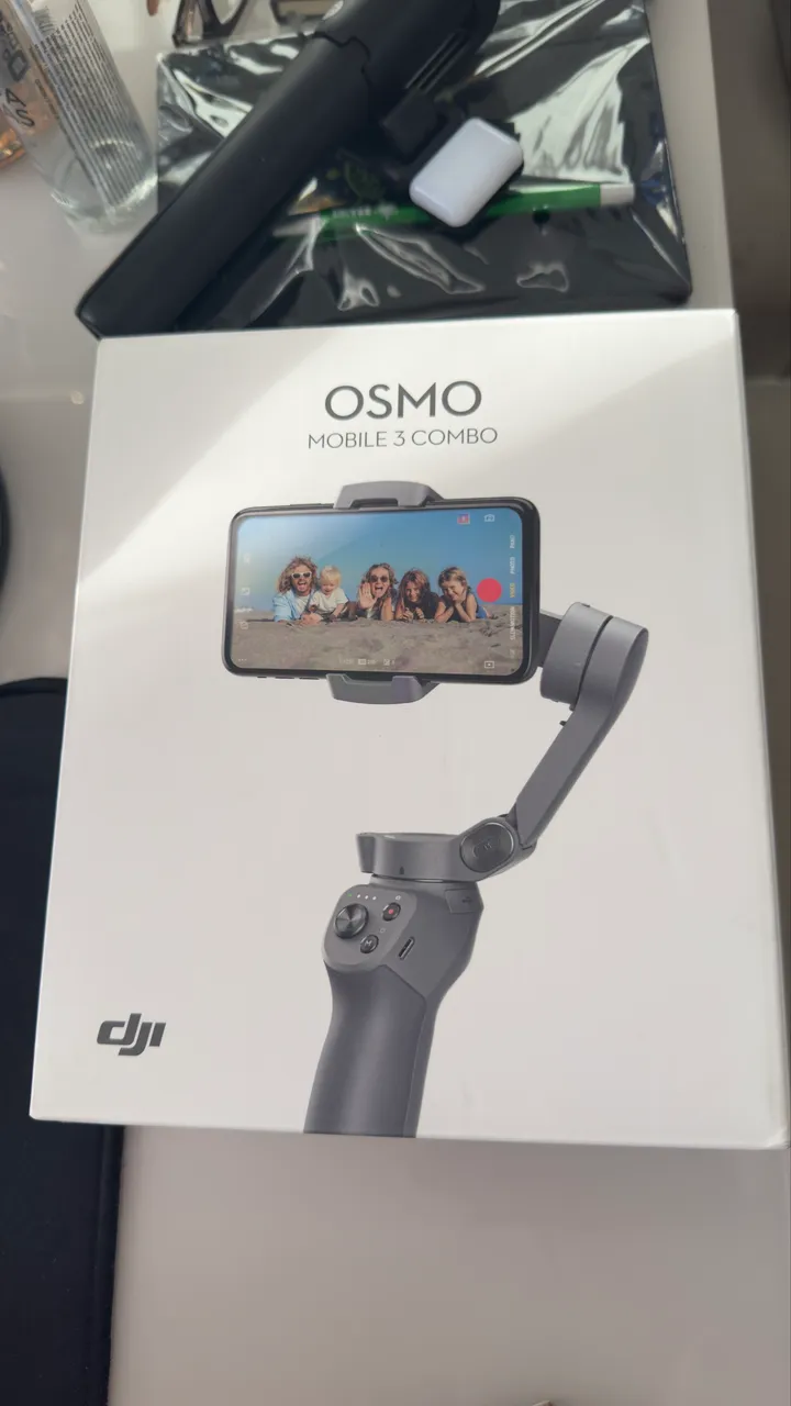 【新品、未使用】Osmo Mobile 3 Combo osmo mobile 3 combo