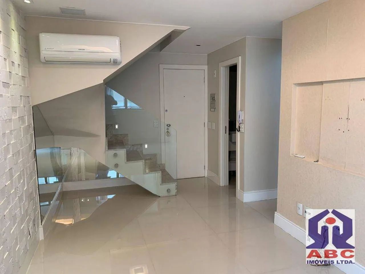 ED. PREMIER - Duplex com Lazer Completo