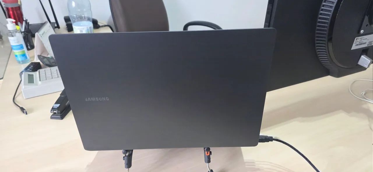 Galaxy Book 3 Ultra I9 / 32GB / RTX 4070 / AMOLED 16"  - Foto 5