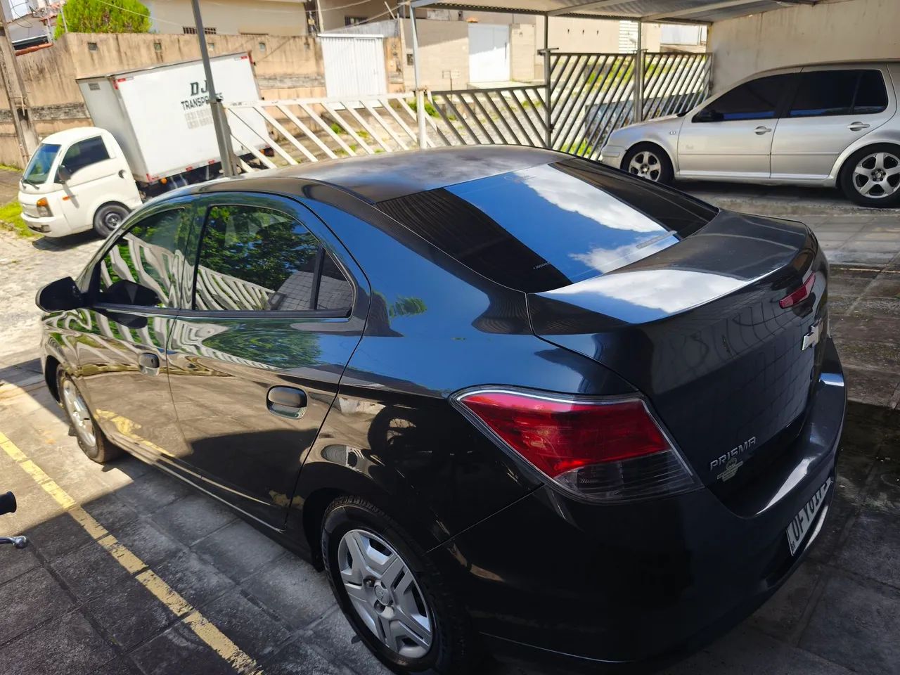 Prisma Joy 2018 1.0 cambio de 6 machas  - Foto 3