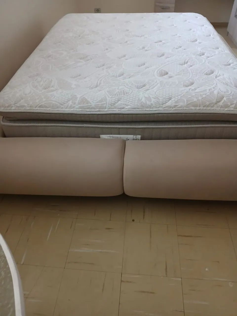 Cama box