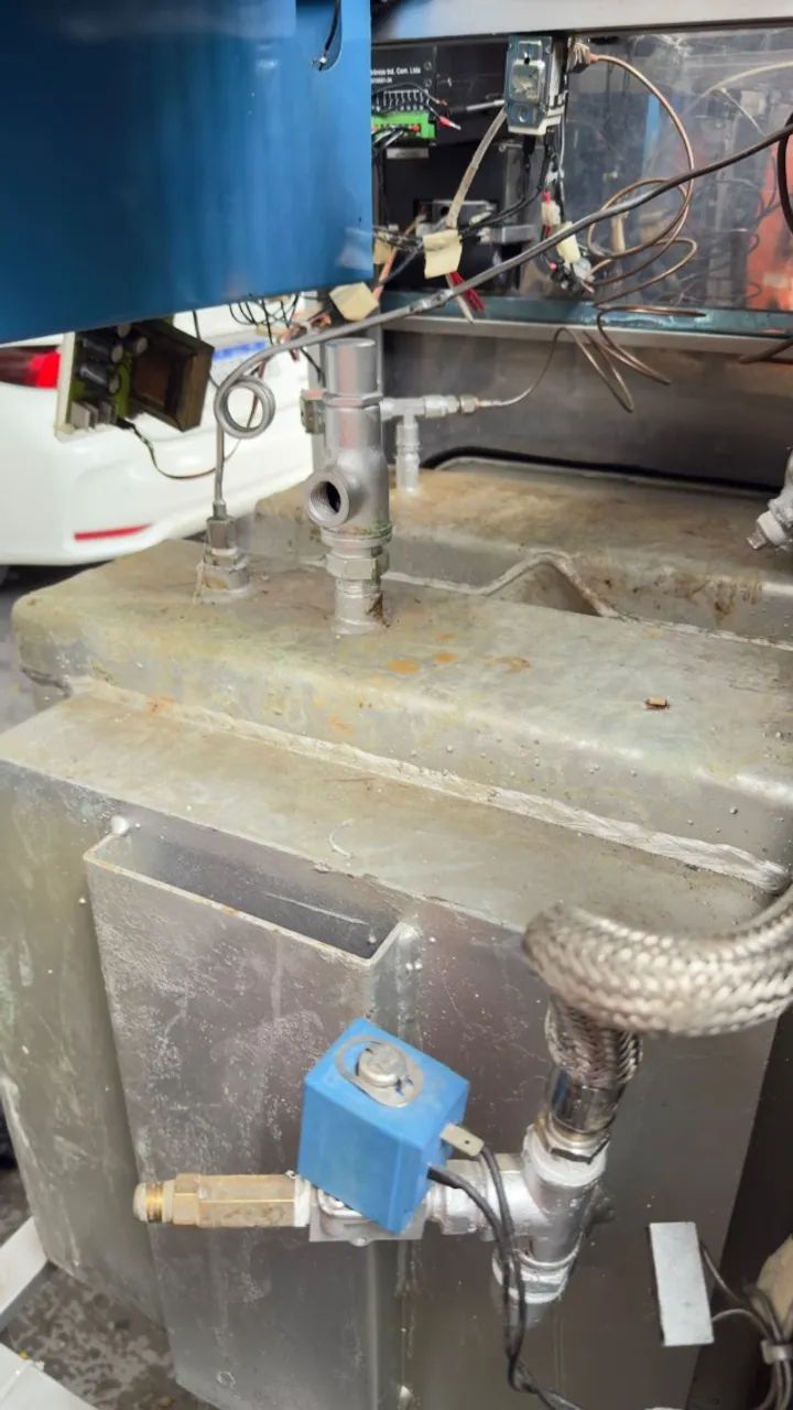 Autoclave Hospitalar Sercon 100litros funcionando - Foto 6