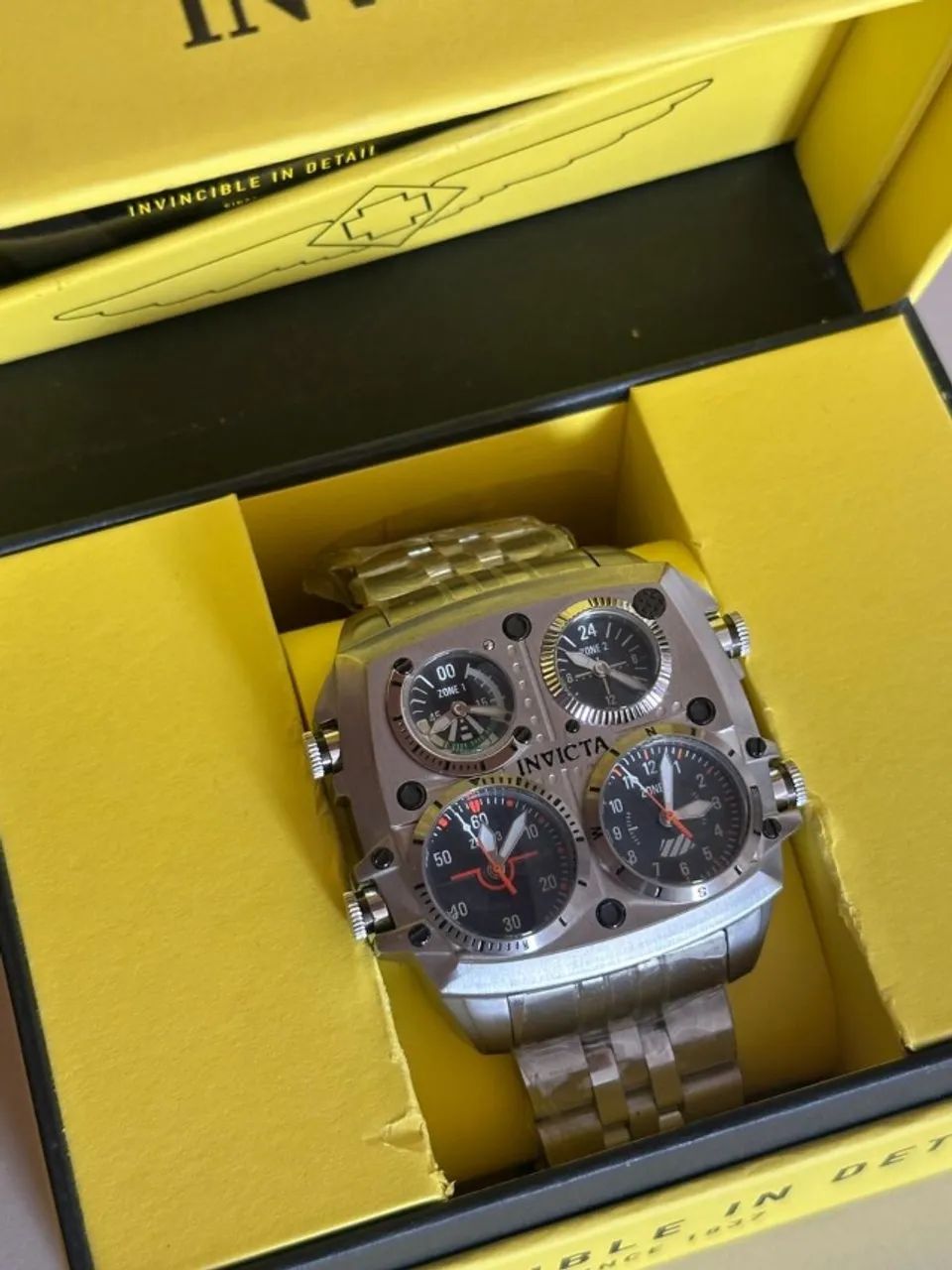 Relógio Invicta x Aviator Zulu