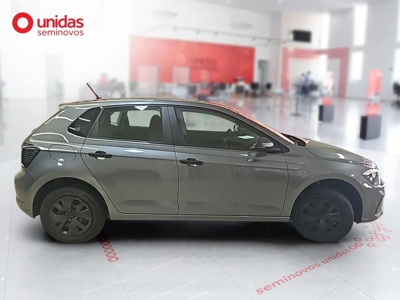 Volkswagen Polo Track 1.0 Flex 12V 5p, foto 4 de 20