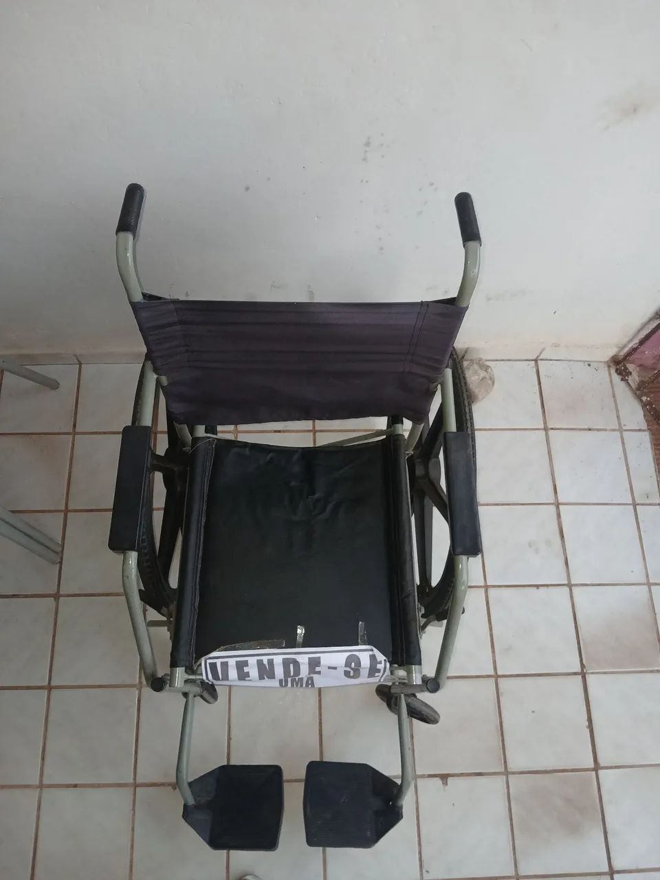 Cadeira de rodas seminova - Foto 5